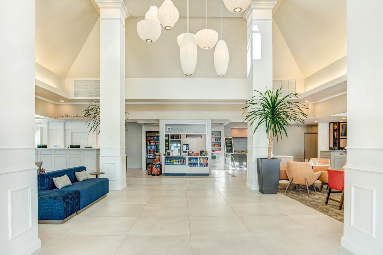Hilton Garden Inn Lakewood Exteriör bild